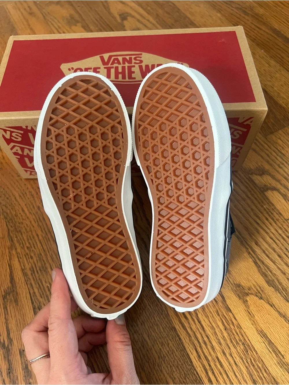 Shimmer Black Asher Vans